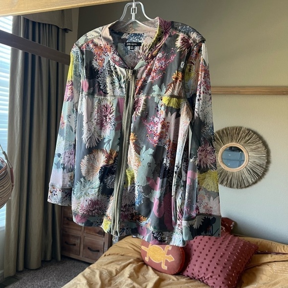 JOHN MARK NWT Women’s XS Floral Mesh Zip Front Jacket Shirt/ Fall Floral Jacket - Picture 4 of 6